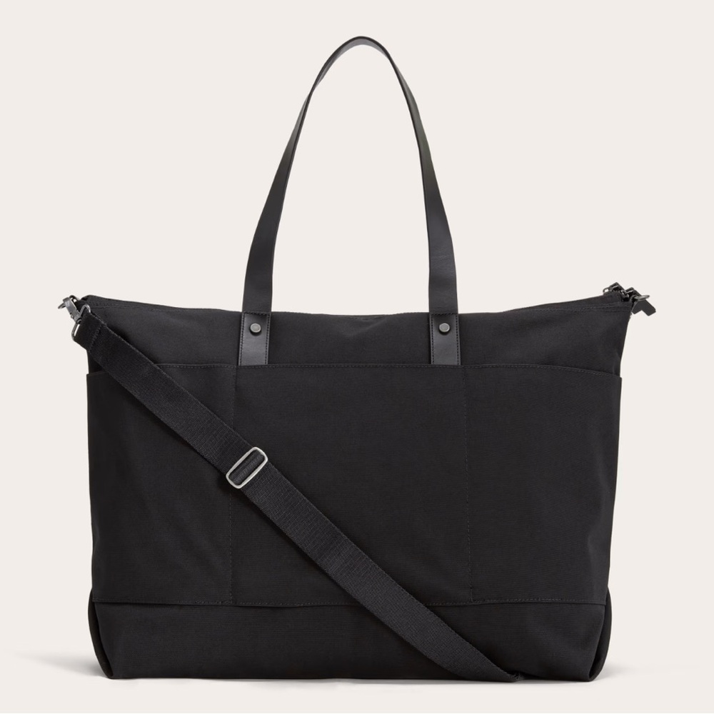 Everlane The Canvas Weekender (Black)